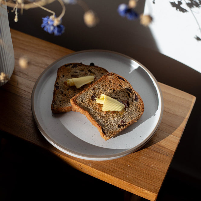 VOLARE FRUIT LOAF COATED IN BUTTER