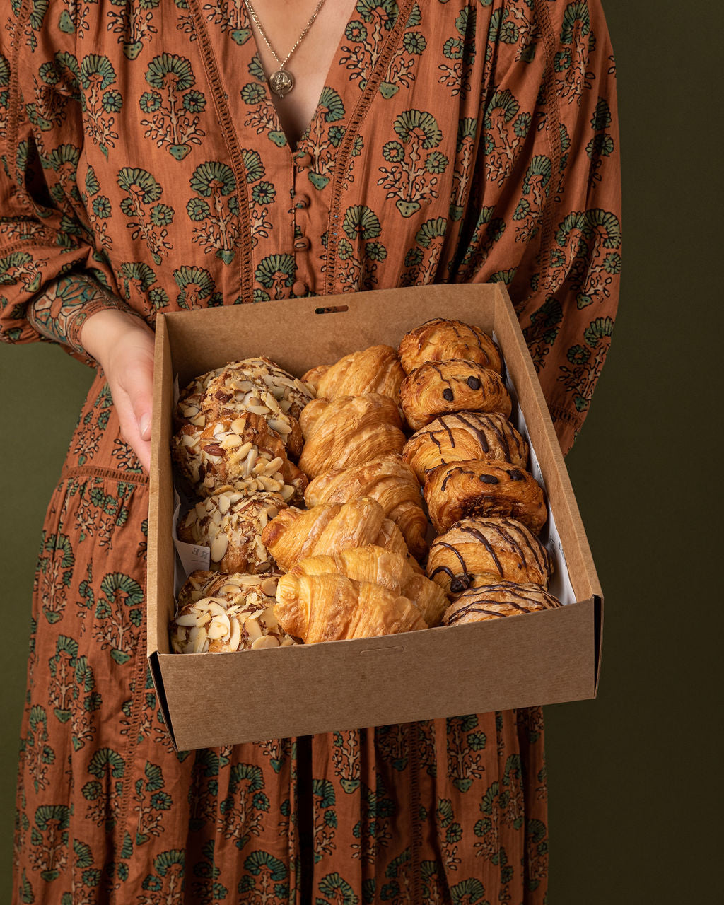 Volare Mini Croissant Box Almond Croissant, Pain Au Chocolate, Plain